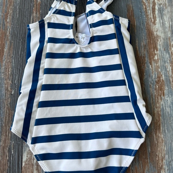 NWT Zara girls swimsuit size 2-3 yrs old - Picture 2 of 3